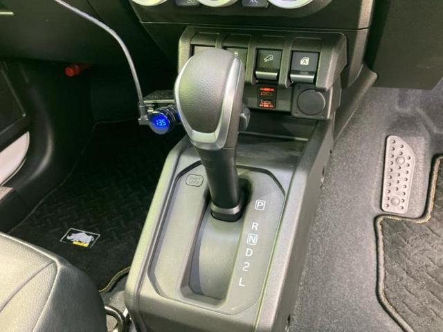 ジムニー ４ＷＤ　ＸＣ　保証書／社外　１０インチ　ＳＤナビ／セーフティサポート（スズキ）／シートヒーター／車線逸脱防止支援システム／ヘッドランプ　ＬＥＤ／Ｂｌｕｅｔｏｏｔｈ接続／ＥＴＣ／ＡＢＳ／横滑り防止装置　バックカメラ（18枚目）