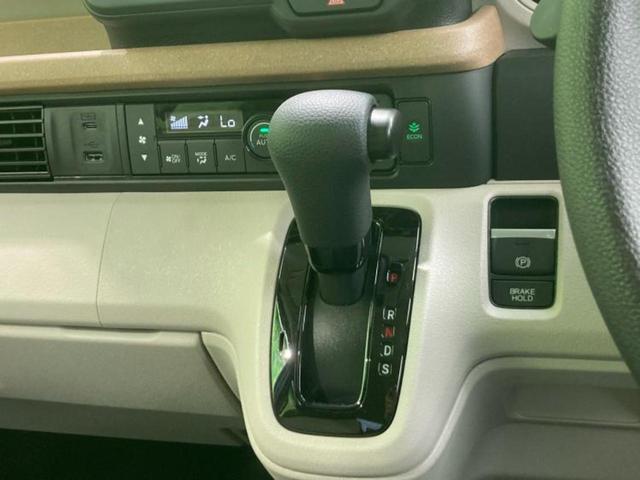 Ｎ－ＢＯＸ ヒョウジュン　純正　８インチ　ナビ／ホンダセンシング／電動スライドドア／車線逸脱防止支援システム／ヘッドランプ　ＬＥＤ／Ｂｌｕｅｔｏｏｔｈ接続／ＥＢＤ付ＡＢＳ／横滑り防止装置／アイドリングストップ　バックカメラ（18枚目）