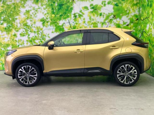 ヤリスクロス ハイブリッドＺ　新品タイヤ／保証書／ディスプレイオーディオ＋ナビ８インチ／トヨタセーフティセンス／シートヒーター／車線逸脱防止支援システム／シート　ハーフレザー／電動バックドア／ドライブレコーダー　社外　バックカメラ（2枚目）