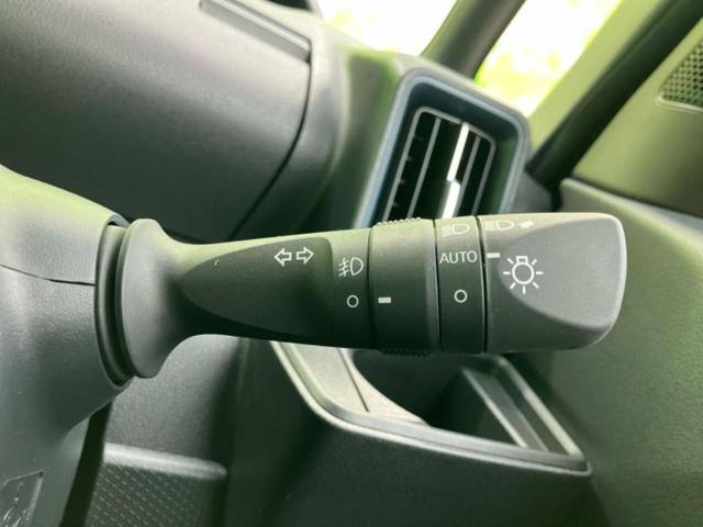 タント カスタムＸ　保証書／ディスプレイオーディオ９インチ／スマートアシスト（トヨタ・ダイハツ）／両側電動スライドドア／シートヒーター　前席／車線逸脱防止支援システム／シート　ハーフレザー／登録済未使用車　バックカメラ（14枚目）