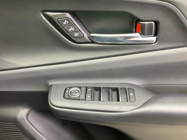 プリウス Z 保証書/ディスプレイオーディオ+ナビ12.3インチ/デジタルインナーミラー/トヨタセーフティセンス/シートヒーター 前席/パノラミックビューモニター/車線逸脱防止支援システム 衝突被害軽減システム(32枚目)