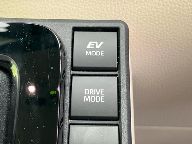 シエンタ ハイブリッドＺ　保証書／ディスプレイオーディオ＋ナビ／衝突安全装置／両側電動スライドドア／パノラミックビューモニター／車線逸脱防止支援システム／ヘッドランプ　ＬＥＤ／Ｂｌｕｅｔｏｏｔｈ接続／ＥＴＣ２．０　全周囲カメラ（32枚目）