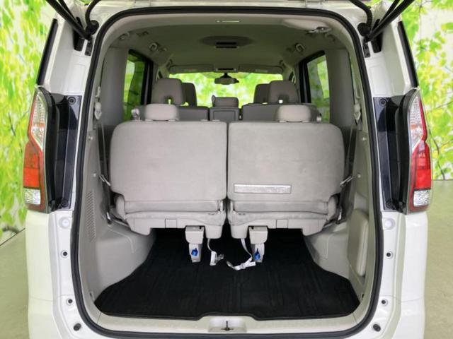 セレナ XV 新品タイヤ/純正 9インチ SDナビ/エマージェンシーブレーキ/両側電動スライドドア/アラウンドビューモニター/車線逸脱防止支援システム/Bluetooth接続/ETC/EBD付ABS/横滑り防止装置(20枚目)