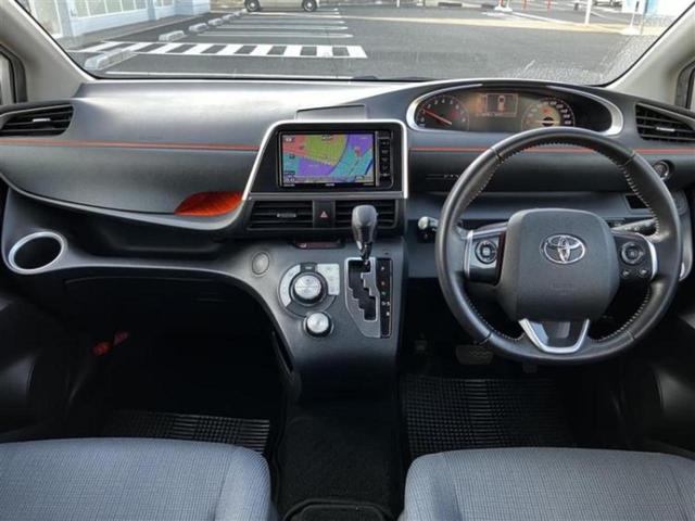 シエンタ G 社外 SDナビ/両側電動スライドドア/Bluetooth接続/ETC/EBD付ABS/横滑り防止装置/アイドリングストップ/バックモニター/フルセグTV/DVD/エアバッグ 運転席/エアバッグ 助手席(4枚目)