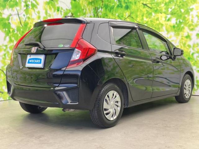 フィット １３Ｇ・Ｆパッケージコンフォートエディション　純正　ＳＤナビ／シートヒーター　前席／ドライブレコーダー　前後／ヘッドランプ　ＨＩＤ／Ｂｌｕｅｔｏｏｔｈ接続／ＥＴＣ／ＥＢＤ付ＡＢＳ／横滑り防止装置／アイドリングストップ／バックモニター　バックカメラ（3枚目）