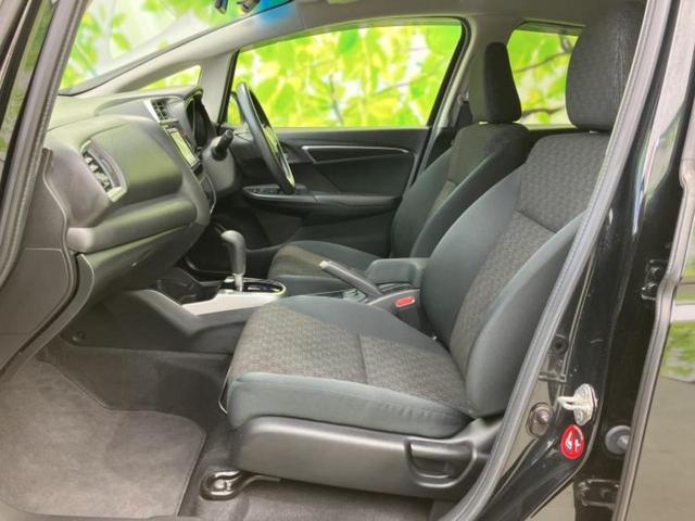 フィット １３Ｇ・Ｆパッケージコンフォートエディション　純正　ＳＤナビ／シートヒーター　前席／ドライブレコーダー　前後／ヘッドランプ　ＨＩＤ／Ｂｌｕｅｔｏｏｔｈ接続／ＥＴＣ／ＥＢＤ付ＡＢＳ／横滑り防止装置／アイドリングストップ／バックモニター　バックカメラ（7枚目）