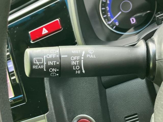 フィット １３Ｇ・Ｆパッケージコンフォートエディション　純正　ＳＤナビ／シートヒーター　前席／ドライブレコーダー　前後／ヘッドランプ　ＨＩＤ／Ｂｌｕｅｔｏｏｔｈ接続／ＥＴＣ／ＥＢＤ付ＡＢＳ／横滑り防止装置／アイドリングストップ／バックモニター　バックカメラ（17枚目）