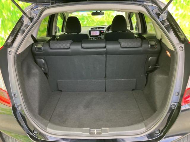 フィット １３Ｇ・Ｆパッケージコンフォートエディション　純正　ＳＤナビ／シートヒーター　前席／ドライブレコーダー　前後／ヘッドランプ　ＨＩＤ／Ｂｌｕｅｔｏｏｔｈ接続／ＥＴＣ／ＥＢＤ付ＡＢＳ／横滑り防止装置／アイドリングストップ／バックモニター　バックカメラ（19枚目）