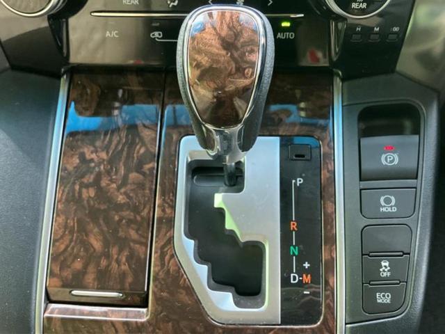 アルファード Ｘ　新品タイヤ／保証書／ディスプレイオーディオ８インチ／両側電動スライドドア／ドライブレコーダー　純正／ヘッドランプ　ＬＥＤ／Ｂｌｕｅｔｏｏｔｈ接続／ＥＴＣ／ＥＢＤ付ＡＢＳ／横滑り防止装置　バックカメラ（17枚目）