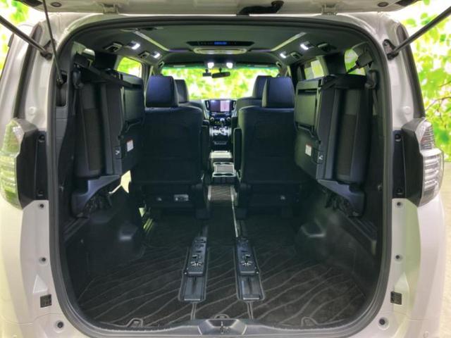 ヴェルファイア Ｚ　Ａエディションゴールデンアイズ　社外　１１インチ　ナビ／フリップダウンモニター　社外　１２．８インチ／両側電動スライドドア／シート　ハーフレザー／電動バックドア／ヘッドランプ　ＬＥＤ／Ｂｌｕｅｔｏｏｔｈ接続／ＥＴＣ　後席モニター（21枚目）