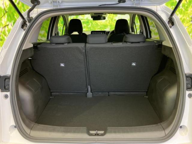 ノート Ｘ　保証書／純正　９インチ　メモリーナビ／エマージェンシーブレーキ／車線逸脱防止支援システム／ヘッドランプ　ＬＥＤ／Ｂｌｕｅｔｏｏｔｈ接続／ＥＢＤ付ＡＢＳ／横滑り防止装置／アイドリングストップ（19枚目）