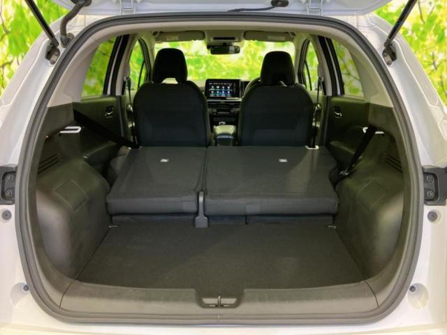 ノート Ｘ　保証書／純正　９インチ　メモリーナビ／エマージェンシーブレーキ／車線逸脱防止支援システム／ヘッドランプ　ＬＥＤ／Ｂｌｕｅｔｏｏｔｈ接続／ＥＢＤ付ＡＢＳ／横滑り防止装置／アイドリングストップ（20枚目）