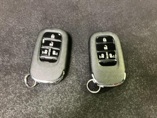 N-BOXカスタム ターボブラックスタイル 保証書/純正 8インチ ナビ/ホンダセンシング/両側電動スライドドア/シートヒーター 前席/車線逸脱防止支援システム/シート ハーフレザー/登録済未使用車/ヘッドランプ LED 衝突被害軽減システム(41枚目)