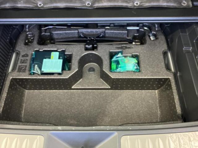 ハリアー Ｚレザーパッケージ　サンルーフ／ＪＢＬ／保証書／純正　ＳＤナビ／デジタルインナーミラー／衝突安全装置／シートヒーター／パノラミックビューモニター／車線逸脱防止支援システム／シート　フルレザー／電動バックドア　革シート（26枚目）