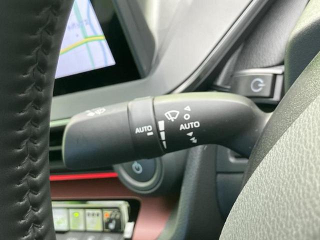 プリウス Z 保証書/ディスプレイオーディオ+ナビ/デジタルインナーミラー/トヨタセーフティセンス/シートヒーター 前席/全方位モニター/車線逸脱防止支援システム/シート 合皮 衝突被害軽減システム 全周囲カメラ(17枚目)