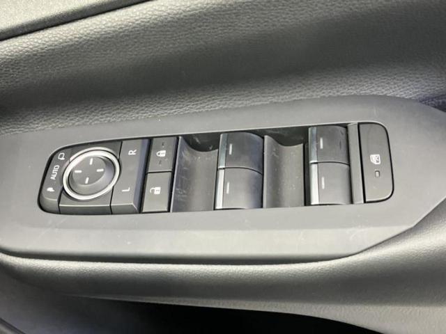 プリウス Z 保証書/ディスプレイオーディオ+ナビ/デジタルインナーミラー/トヨタセーフティセンス/シートヒーター 前席/全方位モニター/車線逸脱防止支援システム/シート 合皮 衝突被害軽減システム 全周囲カメラ(28枚目)