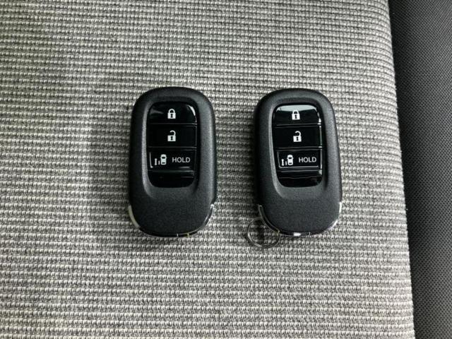 N-BOX ヒョウジュン 新品タイヤ/保証書/ホンダセンシング/電動スライドドア/車線逸脱防止支援システム/ヘッドランプ LED/アイドリングストップ/禁煙車/エンジンスタートボタン/Hondaスマートキー/オートエアコン(27枚目)