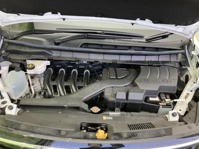 セレナ ハイウェイスターＶ　Ｖセレクション　新品タイヤ／保証書／純正　９インチ　ＳＤナビ／フリップダウンモニター／インテリジェントルームミラー／エマージェンシーブレーキ／両側電動スライドドア／シートヒーター　前席／アラウンドビューモニター（44枚目）