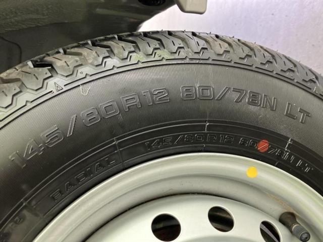 スーパーキャリイ ４ＷＤ　Ｘ　保証書／セーフティサポート（スズキ）／登録済未使用車／ヘッドランプ　ＬＥＤ／ＥＢＤ付ＡＢＳ／禁煙車／パワーウインドウ／キーレスエントリー／パワーステアリング／オートライト／マニュアルエアコン　４ＷＤ（28枚目）