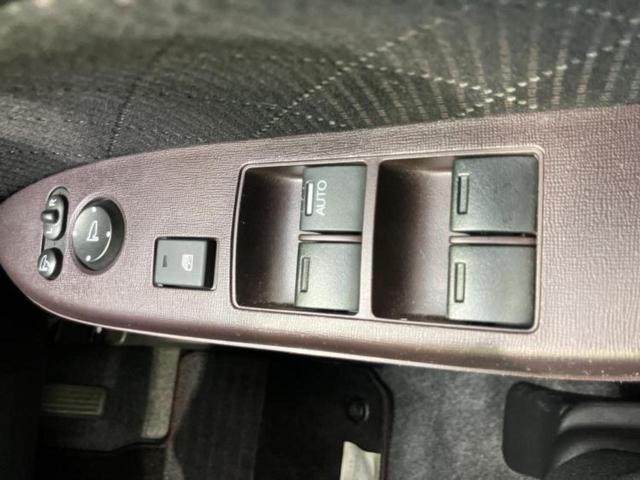 Ｎ－ＯＮＥ プレミアム・Ｌパッケージ　新品タイヤ／保証書／社外　ＳＤナビ／ヘッドランプ　ＨＩＤ／Ｂｌｕｅｔｏｏｔｈ接続／ＥＢＤ付ＡＢＳ／横滑り防止装置／アイドリングストップ／フルセグＴＶ／ＤＶＤ／アルミホイール　純正　１４インチ（23枚目）