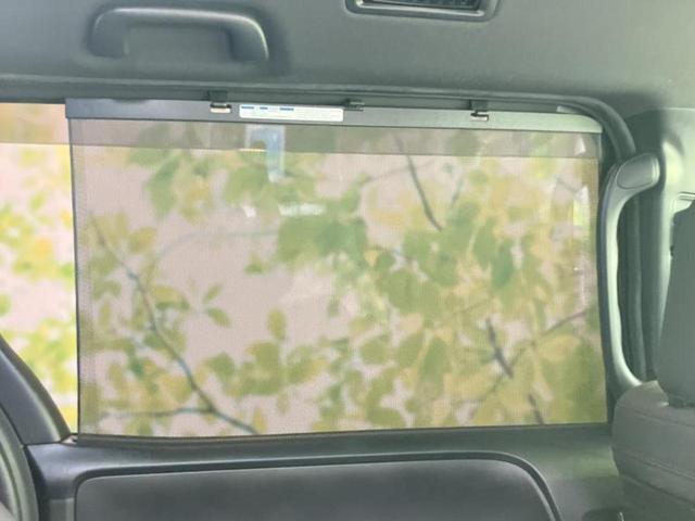 ヴォクシー ハイブリッドZSキラメキ2 保証書/純正 10インチ SDナビ/フリップダウンモニター 純正 12.8インチ/衝突安全装置/両側電動スライドドア/車線逸脱防止支援システム/ヘッドランプ LED/Bluetooth接続 ETC(37枚目)