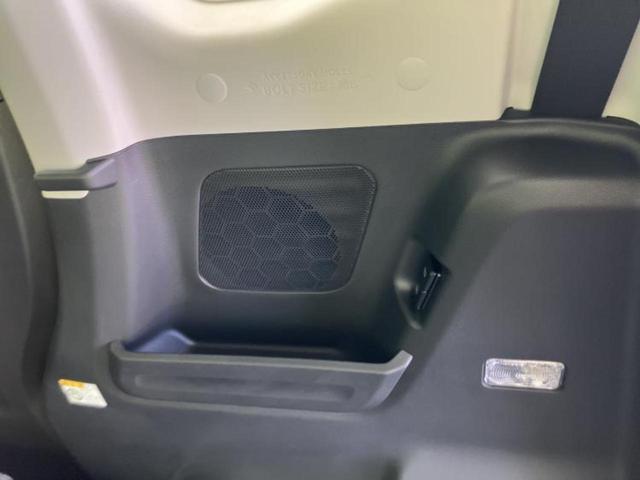 スペーシアカスタム ハイブリッドＸＳ　保証書／純正　９インチ　メモリーナビ／セーフティサポート（スズキ）／両側電動スライドドア／シートヒーター　前席／全方位モニター／車線逸脱防止支援システム／登録済未使用車／ヘッドランプ　ＬＥＤ（22枚目）