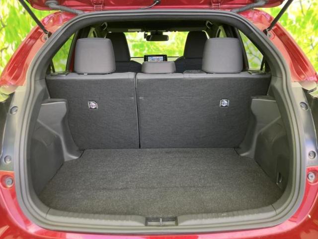 ヤリス ハイブリッドＺ　新品タイヤ／保証書／ディスプレイオーディオ＋ナビ９インチ／トヨタセーフティセンス／シートヒーター／パノラミックビューモニター／車線逸脱防止支援システム／ドライブレコーダー　純正　衝突被害軽減システム（19枚目）