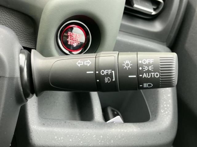 フリード クロスター　保証書／純正　８インチ　ナビ／ホンダセンシング／両側電動スライドドア／シートヒーター　前席／車線逸脱防止支援システム／登録済未使用車／ヘッドランプ　ＬＥＤ／Ｂｌｕｅｔｏｏｔｈ接続／ＥＢＤ付ＡＢＳ（17枚目）