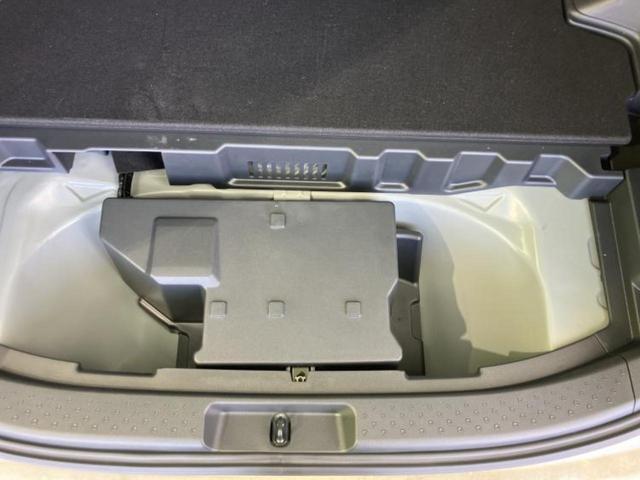 シエンタ ハイブリッドＺ　新品タイヤ／保証書／ディスプレイオーディオ＋ナビ１０インチ／トヨタセーフティセンス／両側電動スライドドア／車線逸脱防止支援システム／ヘッドランプ　ＬＥＤ／Ｂｌｕｅｔｏｏｔｈ接続／ＥＴＣ　バックカメラ（21枚目）