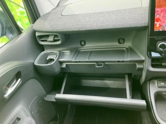 シエンタ ハイブリッドＺ　新品タイヤ／保証書／ディスプレイオーディオ＋ナビ１０インチ／トヨタセーフティセンス／両側電動スライドドア／車線逸脱防止支援システム／ヘッドランプ　ＬＥＤ／Ｂｌｕｅｔｏｏｔｈ接続／ＥＴＣ　バックカメラ（40枚目）