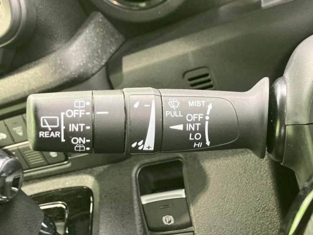 Ｎ－ＢＯＸカスタム ヒョウジュン　保証書／ホンダセンシング／電動スライドドア／シートヒーター　前席／車線逸脱防止支援システム／ヘッドランプ　ＬＥＤ／横滑り防止装置／アイドリングストップ／禁煙車／エアバッグ　サイド／衝突安全ボディ（12枚目）