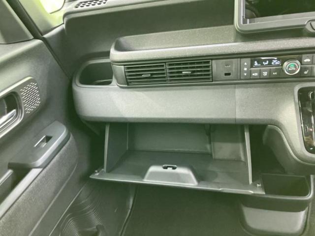 Ｎ－ＢＯＸカスタム ヒョウジュン　保証書／ホンダセンシング／電動スライドドア／シートヒーター　前席／車線逸脱防止支援システム／ヘッドランプ　ＬＥＤ／横滑り防止装置／アイドリングストップ／禁煙車／エアバッグ　サイド／衝突安全ボディ（33枚目）