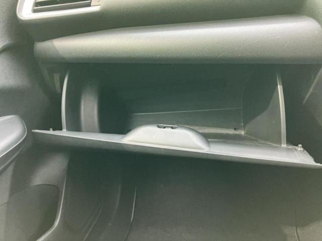 フィットハイブリッド ハイブリッド　新品タイヤ／保証書／ＥＴＣ／ＥＢＤ付ＡＢＳ／横滑り防止装置／アイドリングストップ／パワーウインドウ／エンジンスタートボタン／オートエアコン／パワーステアリング／盗難防止システム／ＵＶカットガラス（32枚目）