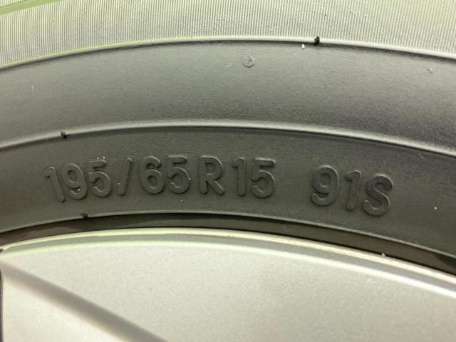 プリウス Ａ　新品タイヤ／保証書／純正　９インチ　ＳＤナビ／衝突安全装置／車線逸脱防止支援システム／ヘッドランプ　ＬＥＤ／Ｂｌｕｅｔｏｏｔｈ接続／ＥＴＣ／ＥＢＤ付ＡＢＳ／横滑り防止装置／クルーズコントロール（44枚目）