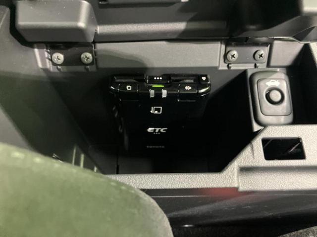 ＧＲスポーツ　保証書／ディスプレイオーディオ／シートヒーター　前席／ヘッドランプ　ＬＥＤ／Ｂｌｕｅｔｏｏｔｈ接続／ＥＴＣ／ＥＢＤ付ＡＢＳ／横滑り防止装置／バックモニター／フルセグＴＶ／ターボ／禁煙車（画像18）