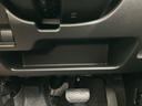 WECARSの展示場では実際に見て、触ってお車をお選びいただけます!知識の豊富な営業スタッフが様々なカーライフをご提案いたします!