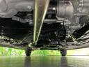 車両前方側の下廻り画像です。エンジン付近から車両中央部までの状態を確認いただけます。◆ご購入前に気になる下廻りの様子を把握したい方は、店頭スタッフまでお問い合わせ下さい。