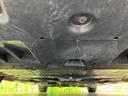 車両前方側の下廻り画像です。エンジン付近から車両中央部までの状態を確認いただけます。◆ご購入前に気になる下廻りの様子を把握したい方は、店頭スタッフまでお問い合わせ下さい。