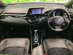「この車の写真をもっと見たい」「状態が気になる」「この装備はついている？」どんな小さな疑問でもお気軽にお問い合わせください！ 4