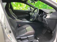 ＷＥＣＡＲＳではほぼ毎日新しい在庫車両を入荷しております！お客様のこだわりを叶える１台がきっとＷＥＣＡＲＳにあるはずです！ 5