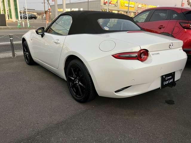 ロードスター Ｓ　スペシャルＰ　シートヒーター　６ＭＴ　ＥＴＣ　クルコン　地デジ　スマートキー　メモリーナビ　シートヒーター　衝突安全ボディ　ＵＳＢ　ＡＢＳ　エアバッグ　アルミホイール　ＥＴＣ　オートエアコン　記録簿　Ｐセンサー（8枚目）