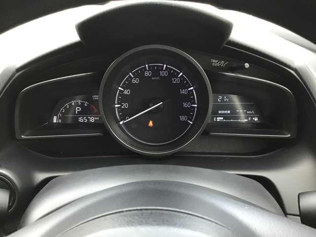 デミオ １．３　１３Ｓ　回転シート車　衝突被害軽減ブレーキフルセグＴＶナビ　（4枚目）