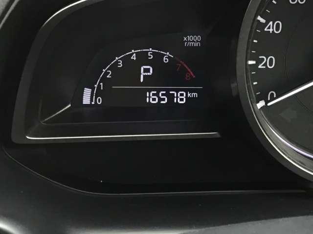 デミオ １．３　１３Ｓ　回転シート車　衝突被害軽減ブレーキフルセグＴＶナビ　（5枚目）