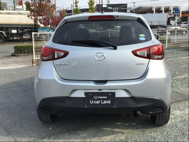 デミオ １．３　１３Ｓ　回転シート車　衝突被害軽減ブレーキフルセグＴＶナビ　（9枚目）