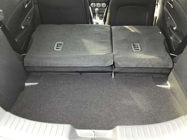 デミオ １．３　１３Ｓ　回転シート車　衝突被害軽減ブレーキフルセグＴＶナビ　（16枚目）