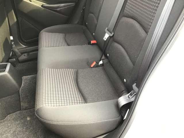 デミオ １．３　１３Ｓ　回転シート車　衝突被害軽減ブレーキフルセグＴＶナビ　（19枚目）