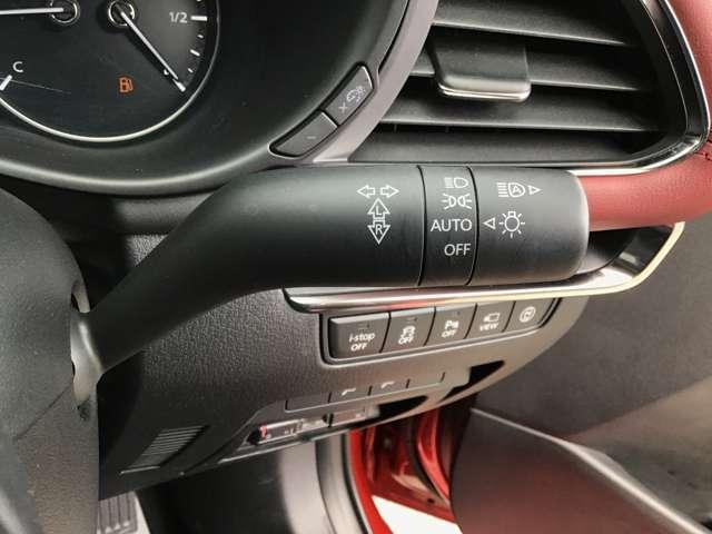 MAZDA3ファストバック 2.0 20S バーガンディ セレクション 2カメラドラレコアダプティブクルーズコン 衝突軽減ブレーキ レーダークルコン i-stop ETC車載器 LED 前席シートヒーター 地デジ ミュージックプレイヤー接続可 ナビ&TV オートハイビーム(14枚目)