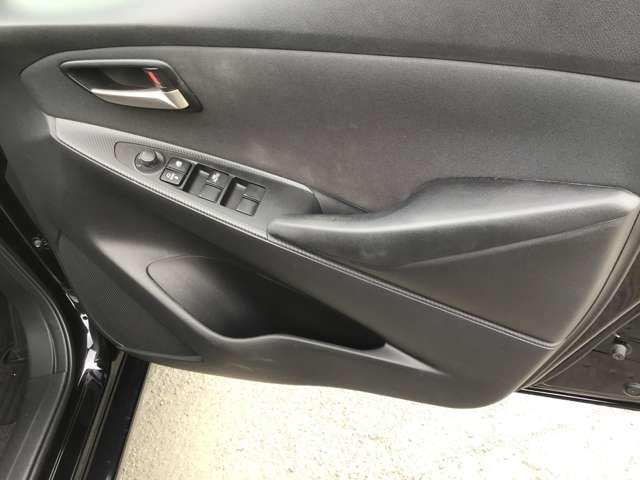 MAZDA2 1.5 15S スマート エディション 2カメラドラレコレーンキープアシスト全方 WAB オートハイビーム セキュリティアラーム 地デジ ミュージックプレイヤー接続可 コーナーソナー エアバック LEDヘッドランプ メモリーナビゲーション(13枚目)