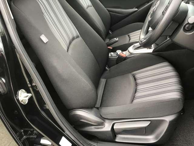 MAZDA2 1.5 15S スマート エディション 2カメラドラレコレーンキープアシスト全方 WAB オートハイビーム セキュリティアラーム 地デジ ミュージックプレイヤー接続可 コーナーソナー エアバック LEDヘッドランプ メモリーナビゲーション(17枚目)