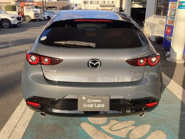 ＭＡＺＤＡ３ファストバック １．５　１５Ｓ　レトロスポーツエディション　アイドリングストップ　メモリーナビ　３６０度ビュー　アルミホイール　運転席パワーシート　ＥＴＣ　ＬＥＤヘッドライト　フルセグ　スマートシティブレーキサポート　パーキングセンサー　前席シートヒーター（20枚目）